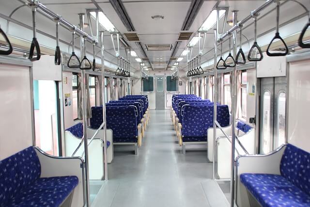 塾のお迎え方法電車